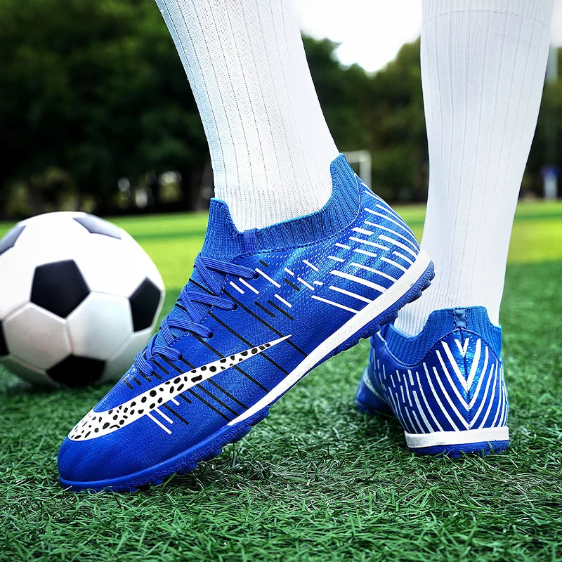 Strip Design Football Shoes-Finds Fit
