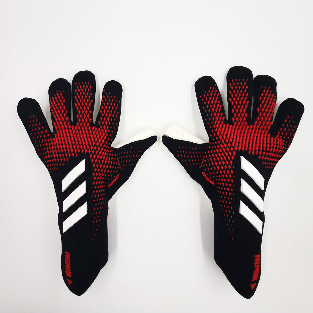 Football Gloves For Youth And Adult Games-Finds Fit