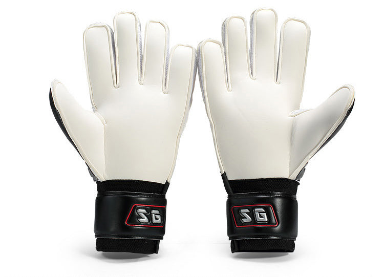 Football goalkeeper gloves-Finds Fit