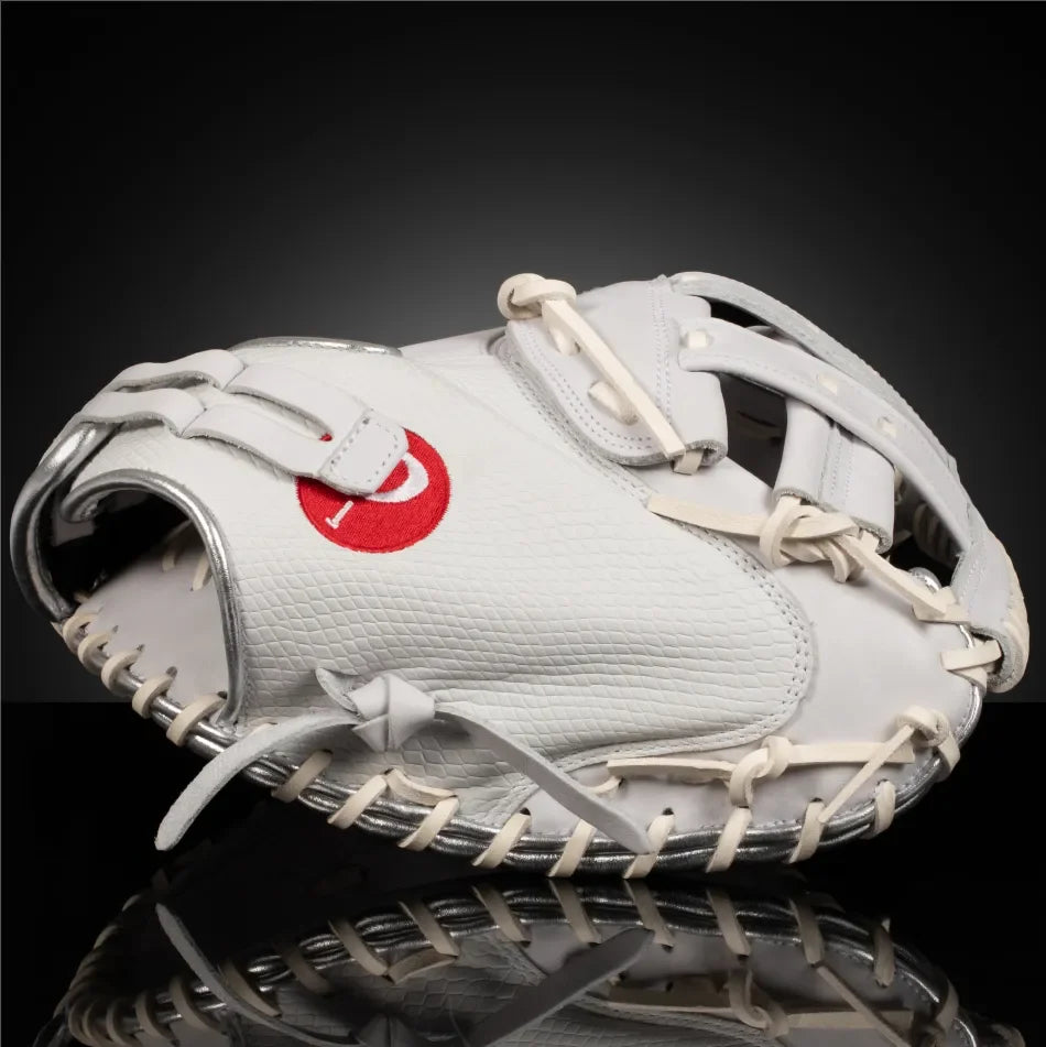 KIP Leather Baseball Glove-Finds Fit