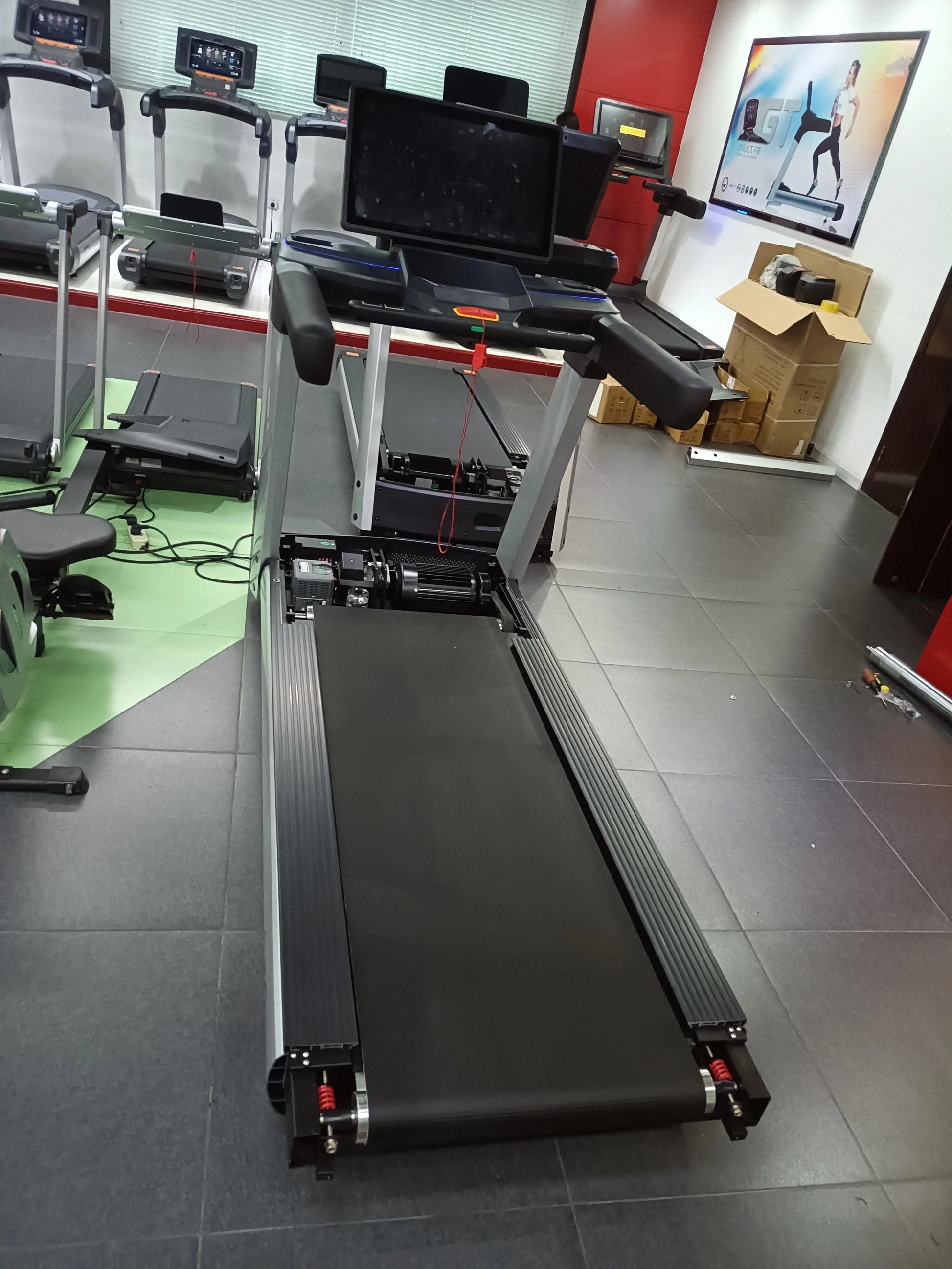 High-End Electric LCD Heavy-Duty Treadmill Machine-Finds Fit