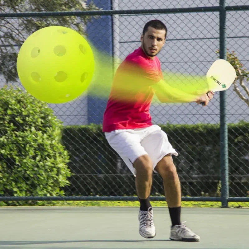 1/2/4 Stück Pickleball-Bälle für den Außenbereich, 40 Löcher, Pickleball-Zubehör für das Training, 74 mm, Standard-Pickle-Bälle für Wettkämpfe